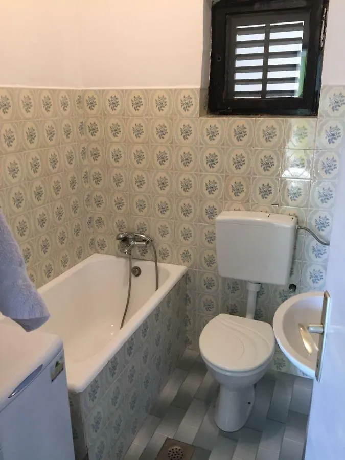 Apartmani Jacqueline Drage 0*,